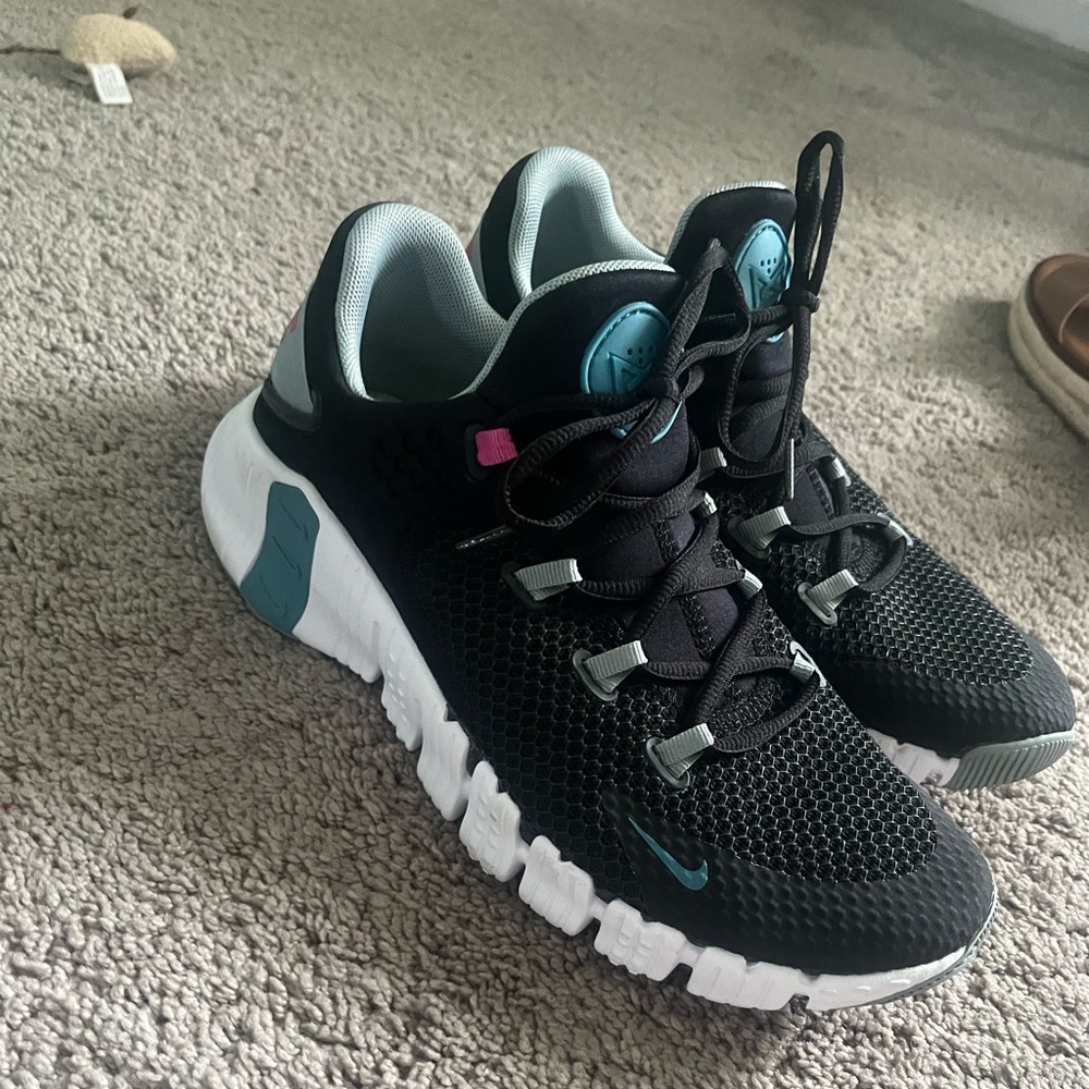 Nike NWT